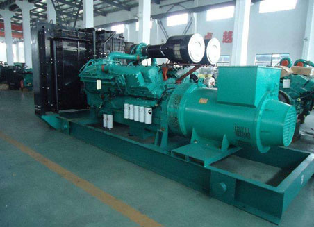 利通800kw康明斯柴油发电机组